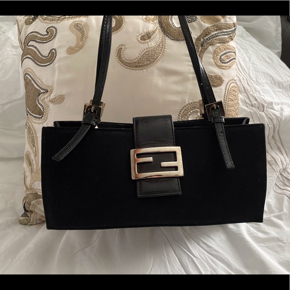 🖤Fendi baguette bag 🖤